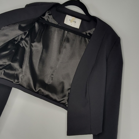 NWOT Sheike size 12 black cropped blazer - Picture 8 of 10